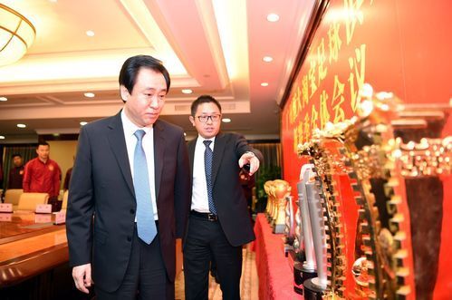 中超传奇球队风波不断：高层违法、负债万亿，前景堪忧！