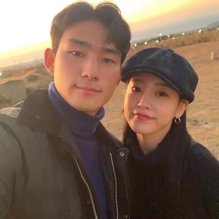 韩国脚为世界杯推迟婚礼，未婚妻曾是女团队长
